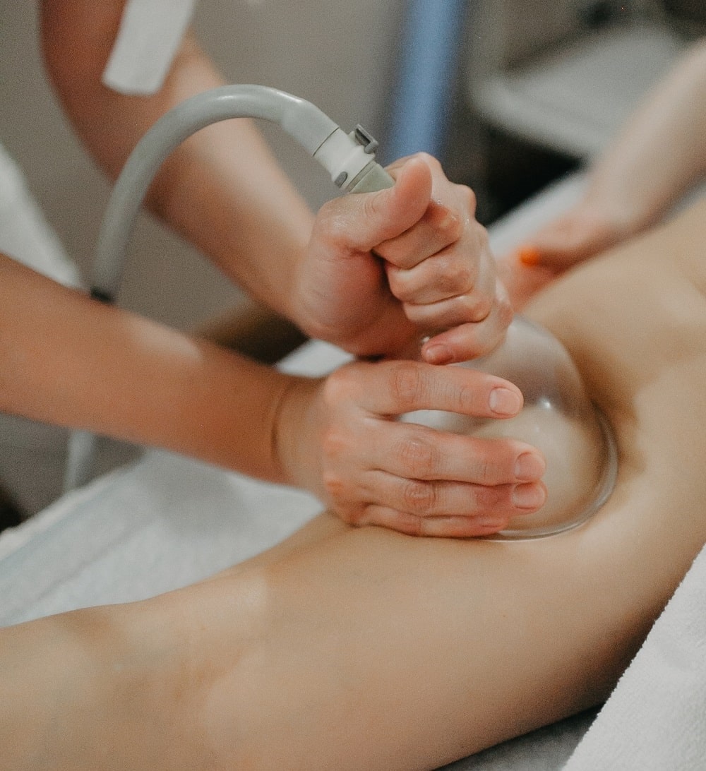 Аппаратный массаж для похудения