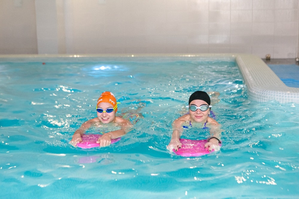 Занятия по плаванию для взрослых